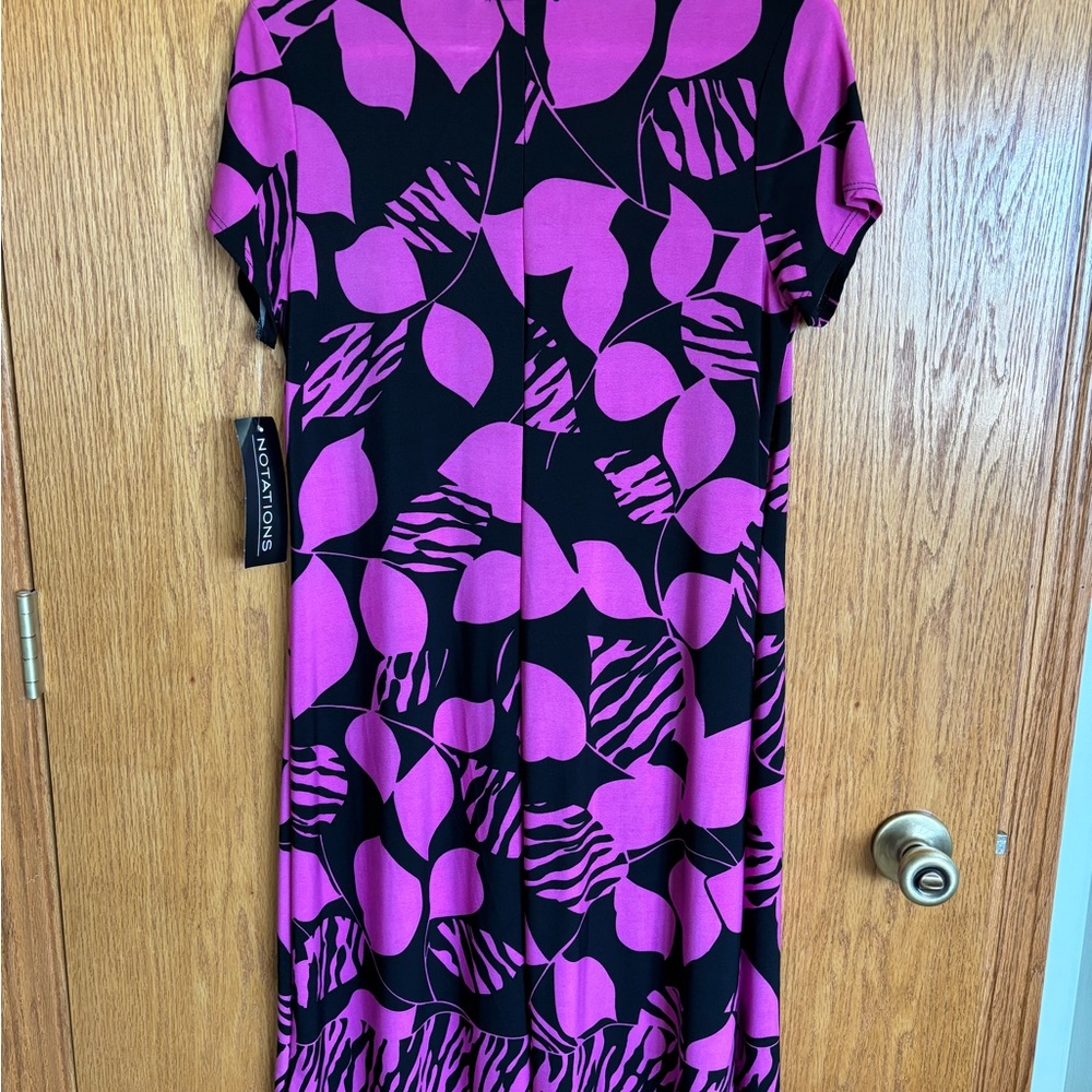 Notations Magenta and Black Patterned Midi Dress - Picture 2 of 3